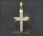 Preview: Kreuz Anhänger 0,12ct Diamanten, 10K Gold