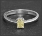 Preview: Diamant Ring 0,51ct in Fancy Yellow, Kissenschliff