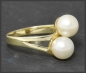 Preview: Gold Ring mit weißen 7,5mm Perlen
