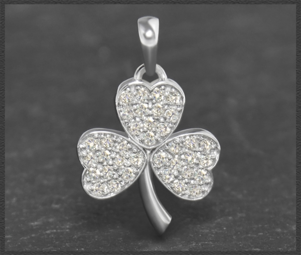 Anhänger "Kleeblatt"; 0,30ct Diamanten, 10K Gold
