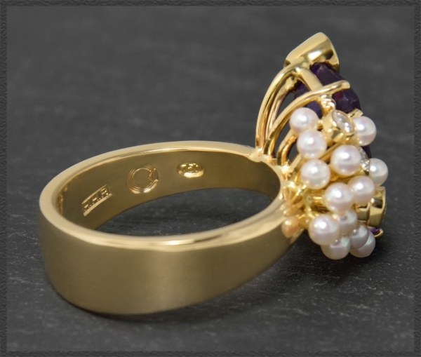 Amethyst, Perlen & Brillant Ring aus 750 Gold