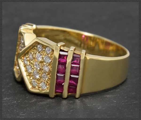 Rubin & Diamant Cocktail Ring mit 1,70ct, 750 Gold