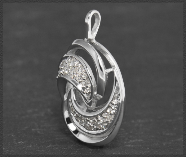 Anhänger aus 585 Weißgold, 0,30ct Diamanten