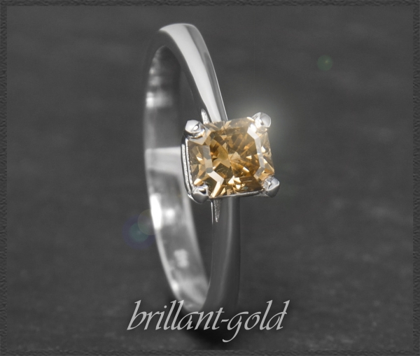 Diamant Ring 0,69ct im Radiant-Schliff, 585 Weißgold