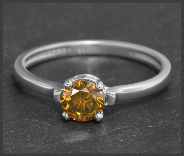 Diamant Ring, 0,64ct oranger Brillant, 585 Weißgold