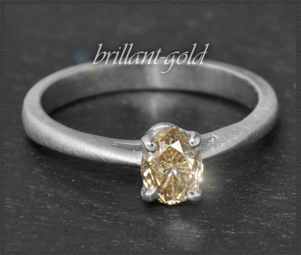 Diamant Ring 0,82ct, Fancy Cut Ovalschliff, 585 Gold