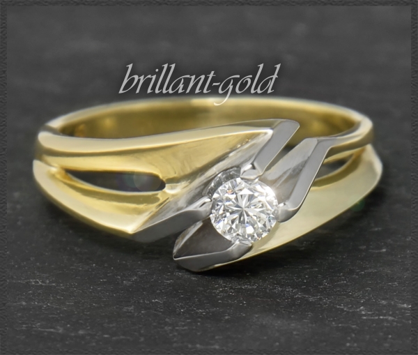 Ring, lupenreiner 0,24ct Brillant, 585 Gold, Vintage