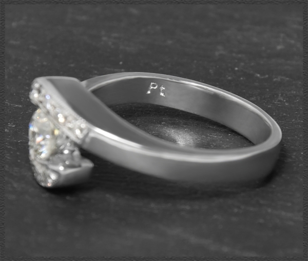 Diamant Ring mit 0,56ct Brillanten, aus Platin