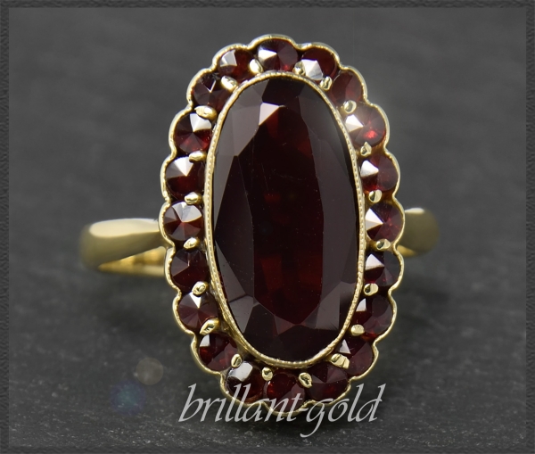 Ring aus 333 Gold mit 6,20ct Granaten, Antik um 1930