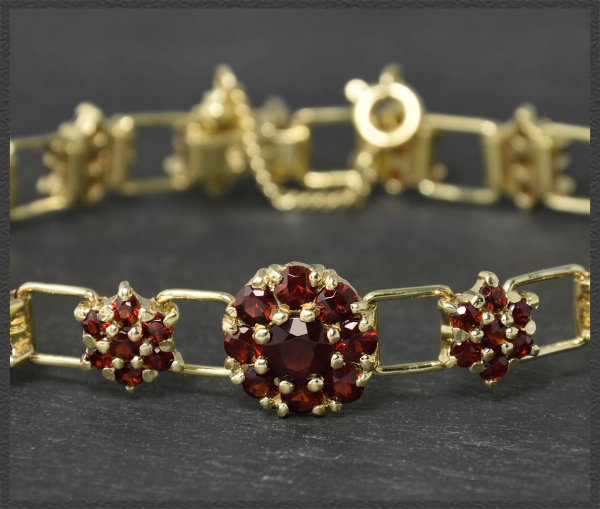Granat & 585 Gold Armband mit 7,90ct, Vintage
