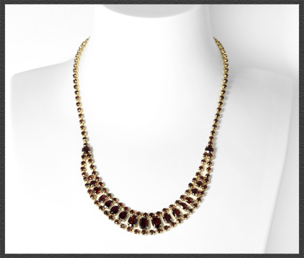 Vintage 333 Gold Collier, 36ct rote Granate