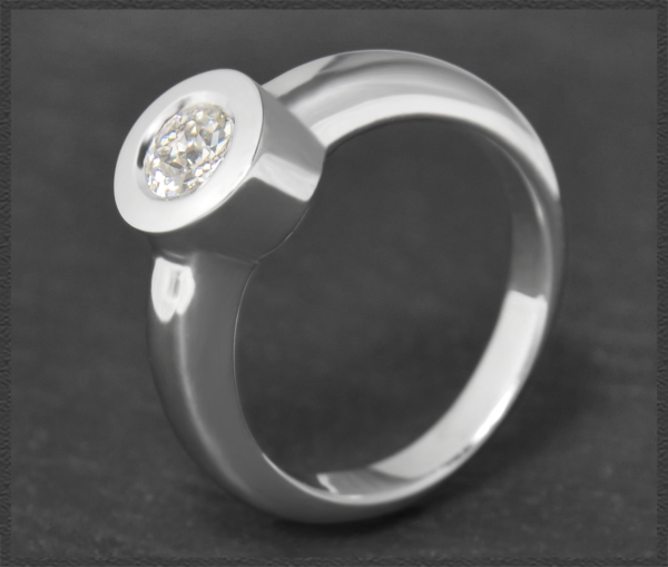 Solitär Ring, 0,53ct Altschliff Brillant, 750 Weißgold