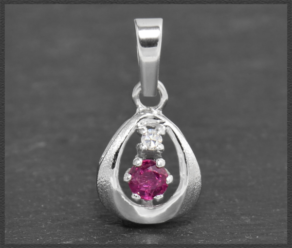 Diamant & Rubin Anhänger aus 585 Weißgold