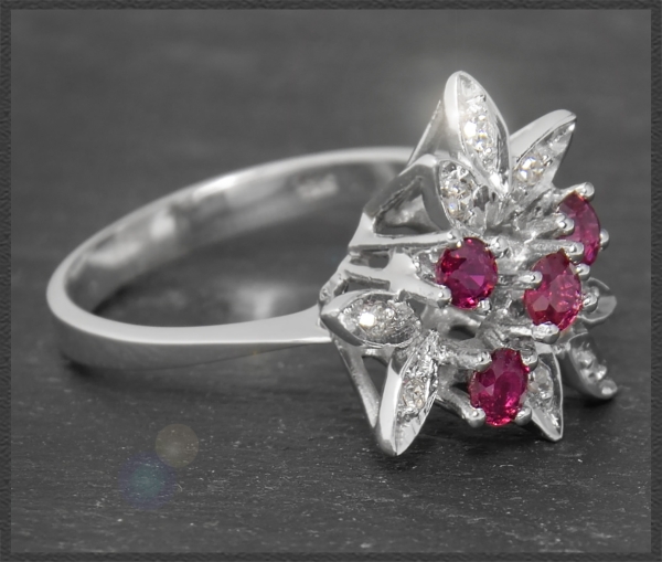 Preview: Diamant & Rubin Ring mit 0,64ct, 585 Gold, Vintage