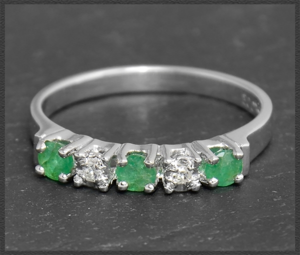 Preview: Vintage Diamant & Smaragd Ring in 585 Weißgold