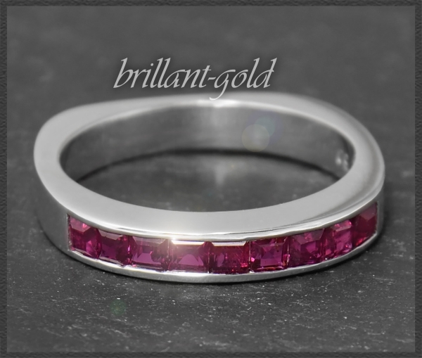 Eternity Ring mit 1,05ct Rubinen, 750 Weißgold