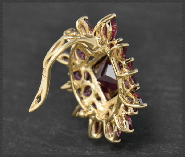 Rhodolith Anhänger mit 8,70ct, 585 Gelbgold