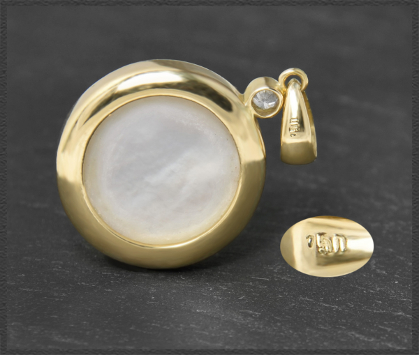 Anhänger 19,5mm Mabe Perle & 0,15ct Diamant, 750 Gold