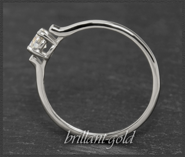 585 Gold Ring mit 0,25ct Brillant, River, Lupenrein