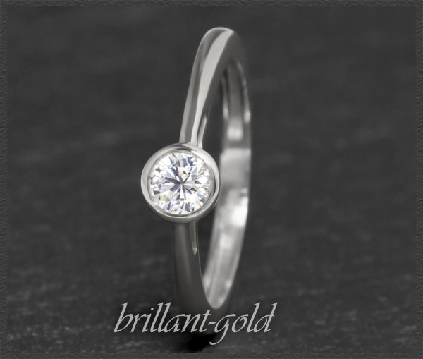 Brillant 585 Weißgold Ring Solitär 0,33ct; VS2