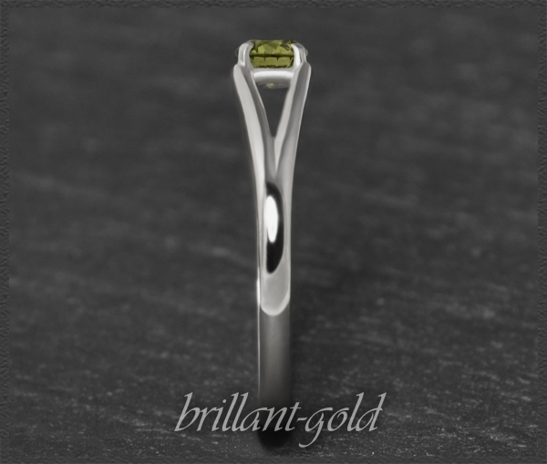 Diamant 585 Gold Ring mit 0,40ct, grün, VVS