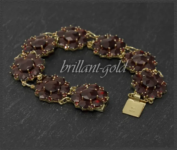 Armband ca 40ct rote Granate, Antik ca 1930