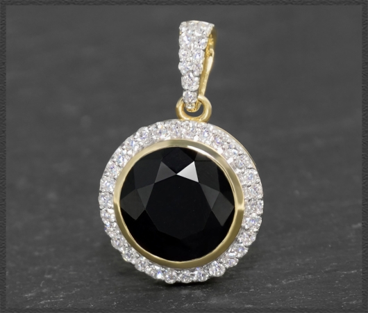 Gold Anhänger mit 3,15ct Diamant & Onyx