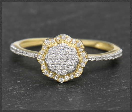 Cocktailring mit 0,38ct Diamanten, 10 Karat Gold