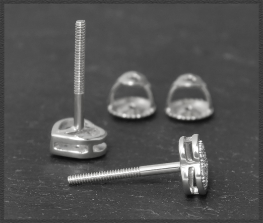 Herz Ohrstecker 0,12ct Diamanten, 10K Gold