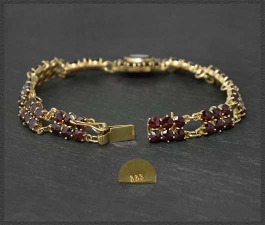 Granat & 333 Gold Armband mit 21ct, Vintage