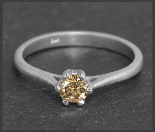 Diamant Ring, 0,31ct cognac Brillant, 585 Gold Solitär