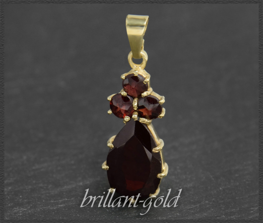 Granat Anhänger aus Gold mit 4,55ct Edelsteinen