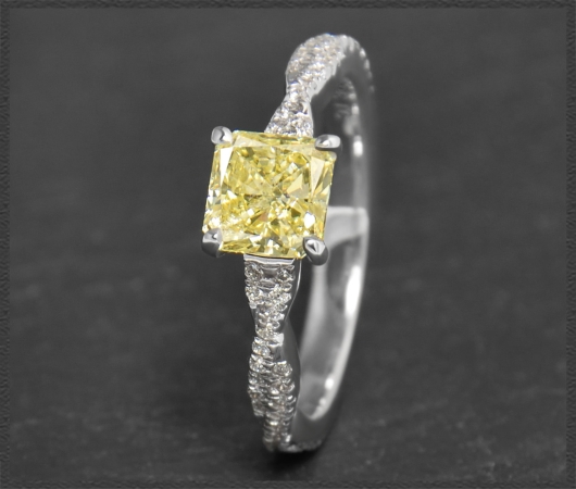 Diamant Ring mit 1,54ct, gelber 1,10ct Solitär, 750 Gold