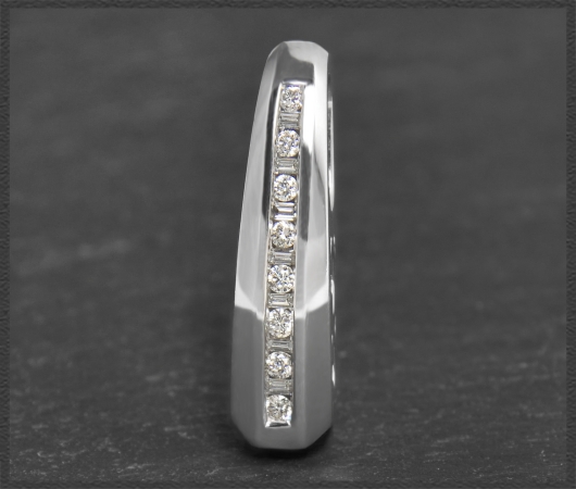 Diamant Anhänger 585 Weißgold; 0,30ct Diamanten