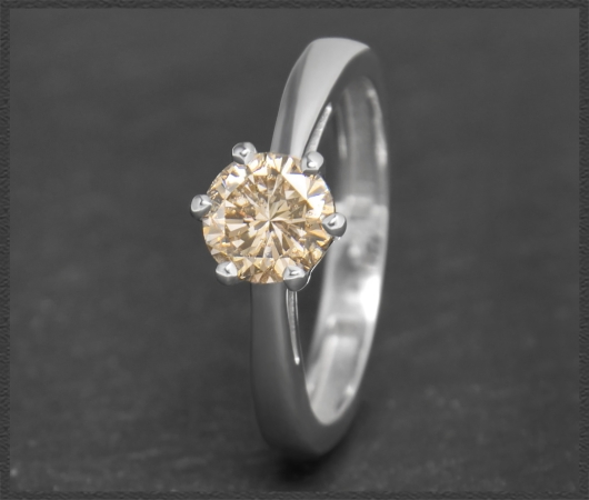Diamant Solitär Ring, 1,10ct champagner Brillant