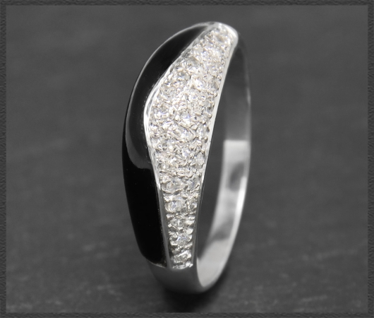 Onyx & 0,45ct Diamant Cocktail Ring, 585 Weißgold