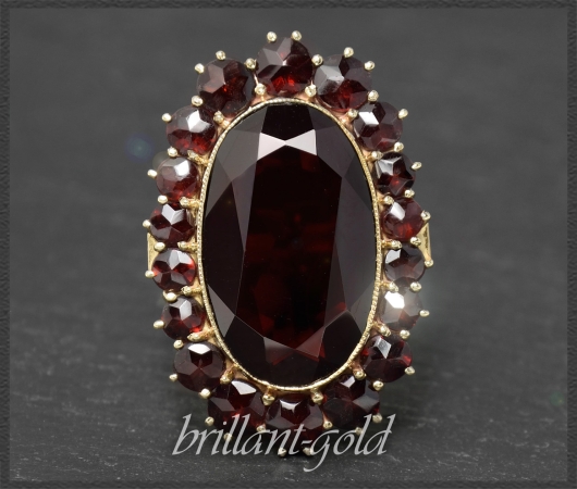 Vintage 333 Gelbgold Ring mit 15,20ct Granaten
