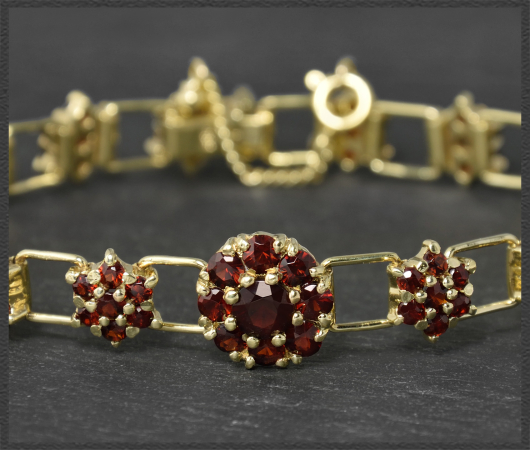 Granat & 585 Gold Armband mit 7,90ct, Vintage