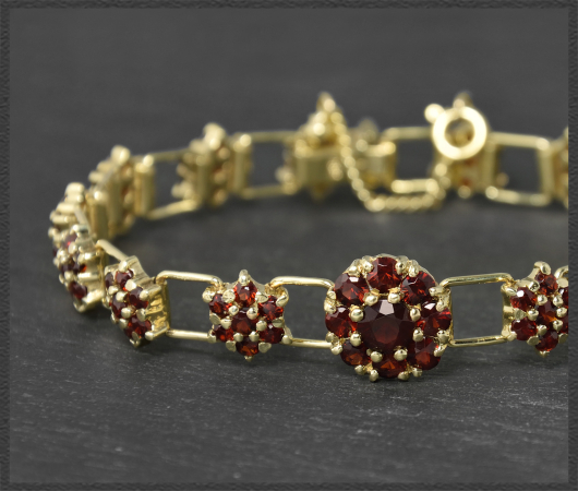 Granat & 585 Gold Armband mit 7,90ct, Vintage