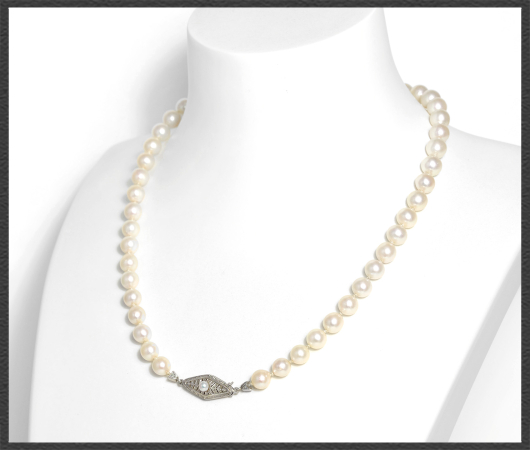 Akoya-Perlen Kette mit 585 Weißgold Verschluss