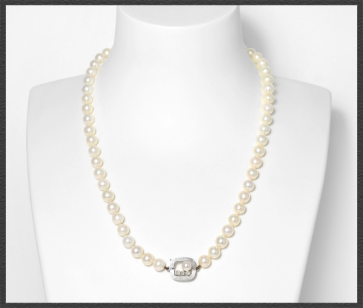 Akoya-Perlen Collier, 585 Weißgold & Diamant Verschluss