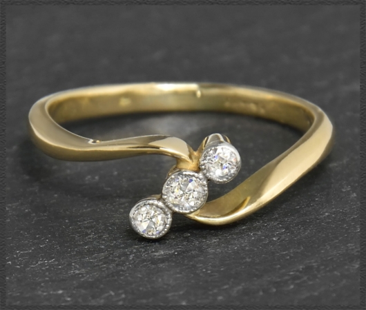 Antiker 0,20ct Diamantring aus 750 Gold & Platin