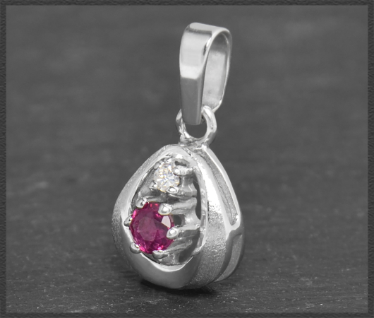 Diamant & Rubin Anhänger aus 585 Weißgold