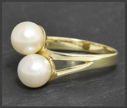 Gold Ring mit weißen 7,5mm Perlen