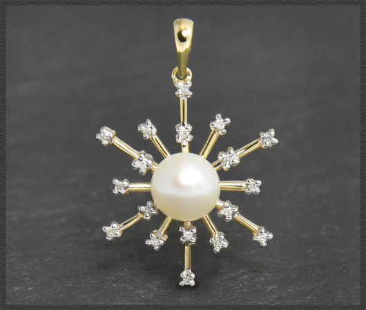 Diamanten & Perle Anhänger "Schneeflocke", 585 Gold