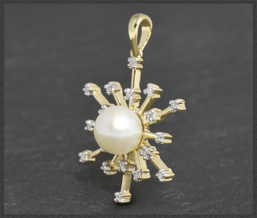 Diamanten & Perle Anhänger "Schneeflocke", 585 Gold