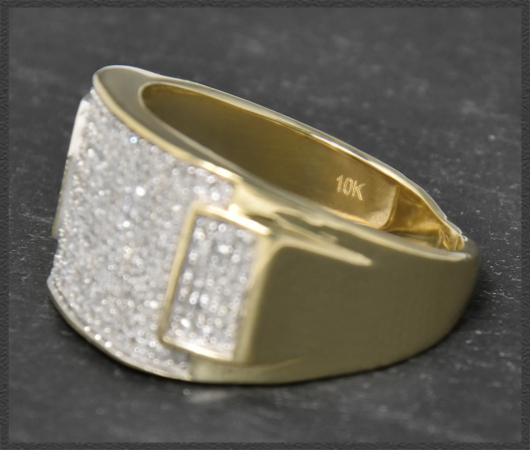 Ring mit 0,65ct Diamanten, 10 Karat Gold, Unisex