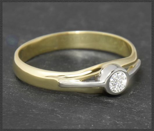 Diamant Solitär Ring mit 0,20ct, 585 bicolor Gold