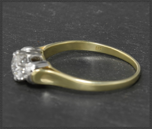 Antiker Ring, 0,71ct Diamanten, 585 Gold, Solitärring