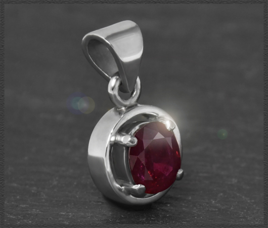 Anhänger mit 1ct Rubin, 585 Weißgold